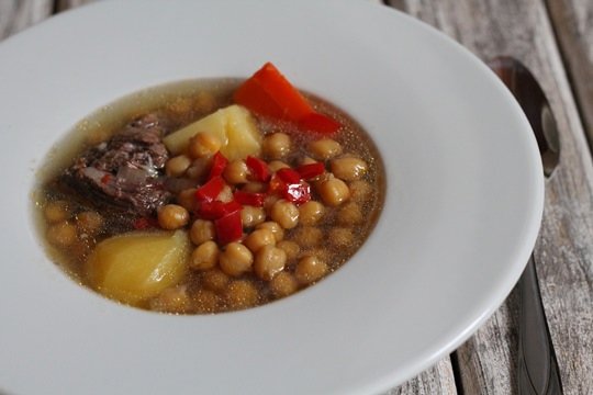 Суп з нуту: покроковий кулінарний рецепт