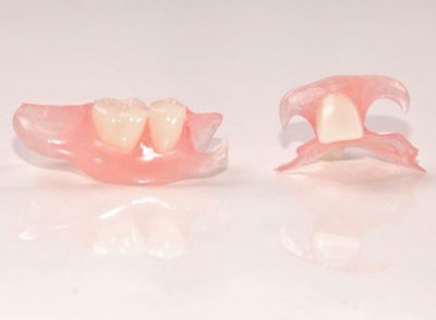 Вартість нейлонових зубних протезів