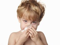 Що варто знати про спреї для горла для дітей
