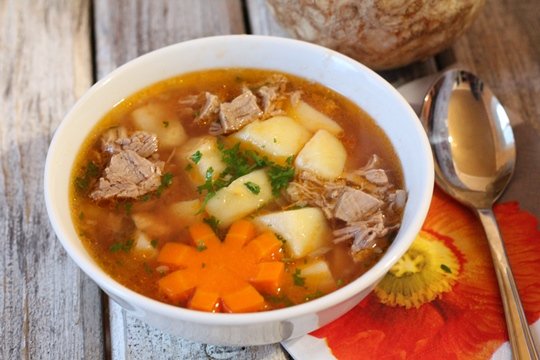 Суп з селерою в мультиварці: покроковий кулінарний рецепт