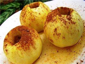 Допомагають печені яблука для схуднення?