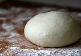 Піца в мультиварці: покроковий кулінарний рецепт
