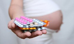 Які таблетки від кашлю можна використовувати при вагітності?