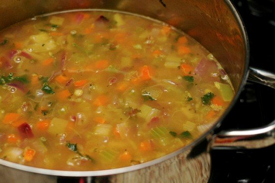 Суп із сочевиці в мультиварці: покроковий кулінарний рецепт