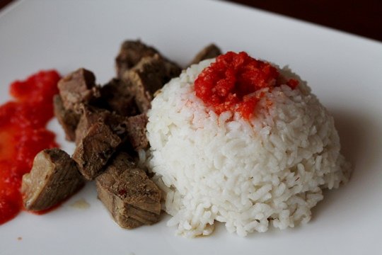 Мясо з рисом в мультиварці: покроковий кулінарний рецепт