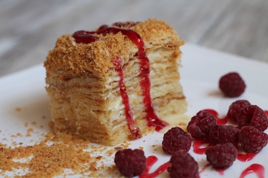 Торт Наполеон: покроковий кулінарний рецепт