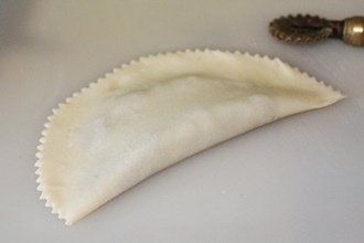 Чебуреки в мультиварці: покроковий кулінарний рецепт