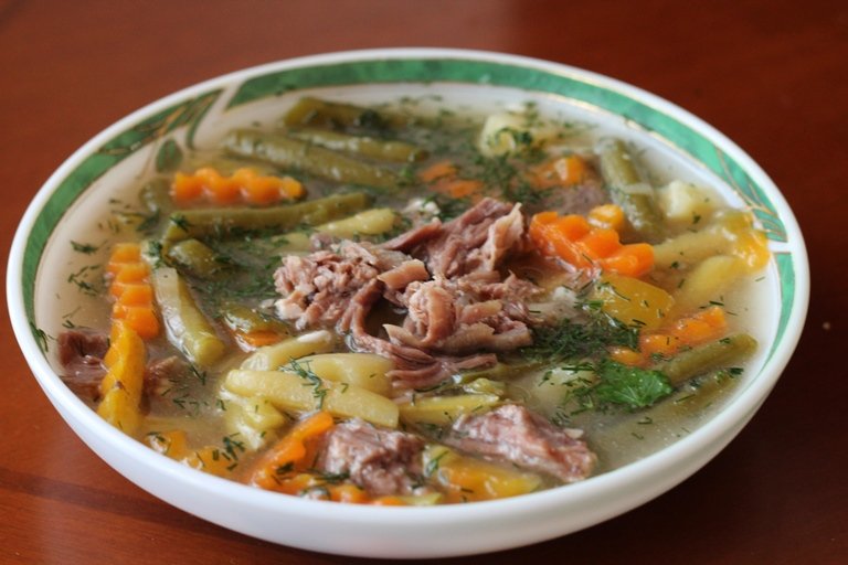 Суп зі стручковою квасолею: покроковий кулінарний рецепт