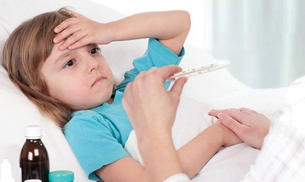 Лікування горла у дітей: причини та методи усунення проблеми