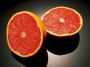Міф або реальність: грейпфрут допомагає схуднути?