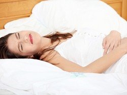 Симптоми і причини позаматкової вагітності