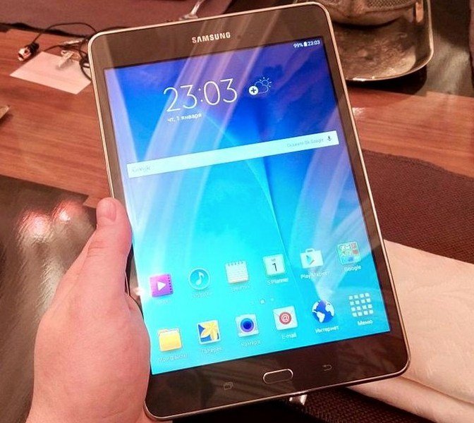 Анонсовані планшети Samsung Galaxy Tab A (4 фото)