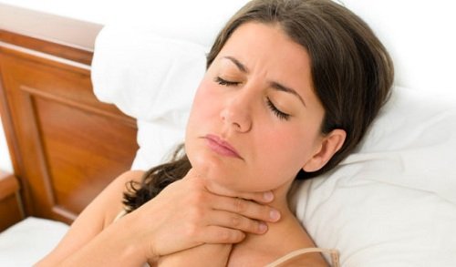 Сухість в горлі   як правильно виявити причину цього симптому?