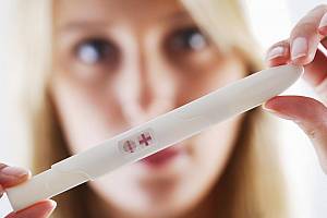 Коли краще робити тест на вагітність після затримки