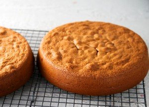 Медовий торт в мультиварці: покроковий кулінарний рецепт