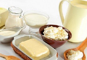 Молоко і кисломолочні продукти: чим вони корисні