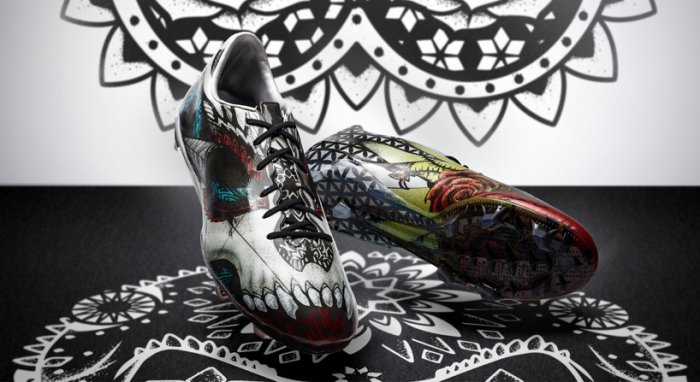 Ексклюзив від Adidas Adizero F50 — кросівки з татуюванням