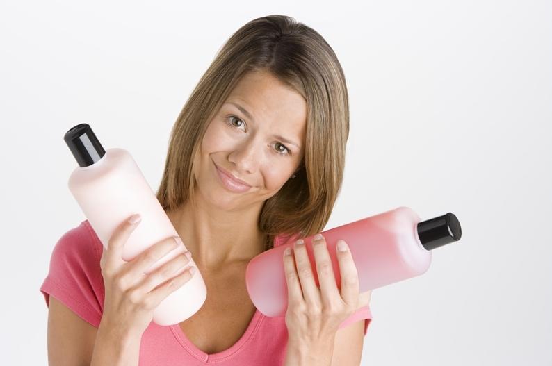 Як доглядати за фарбованим волоссям
