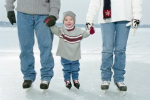 Як навчити дитину кататися на ковзанах