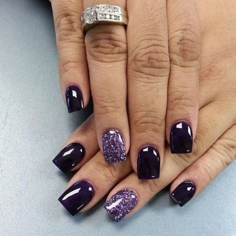 Дизайн нігтів фіолетовий