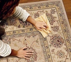Як почистити килим