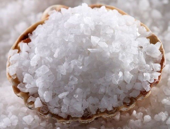Пілінг морською сіллю зробить шкіру ніжною і шовковистою