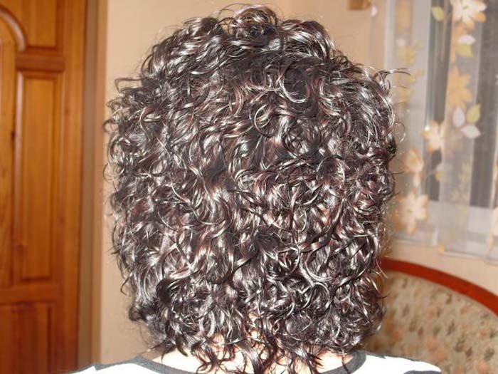 Хімічна завивка волосся: на короткі, середні, довгі волосся