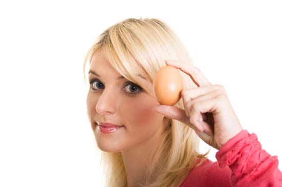 Маска з яйця для волосся (яєчна маска): рецепт