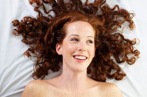 Як доглядати за волоссям після хімічної завивки