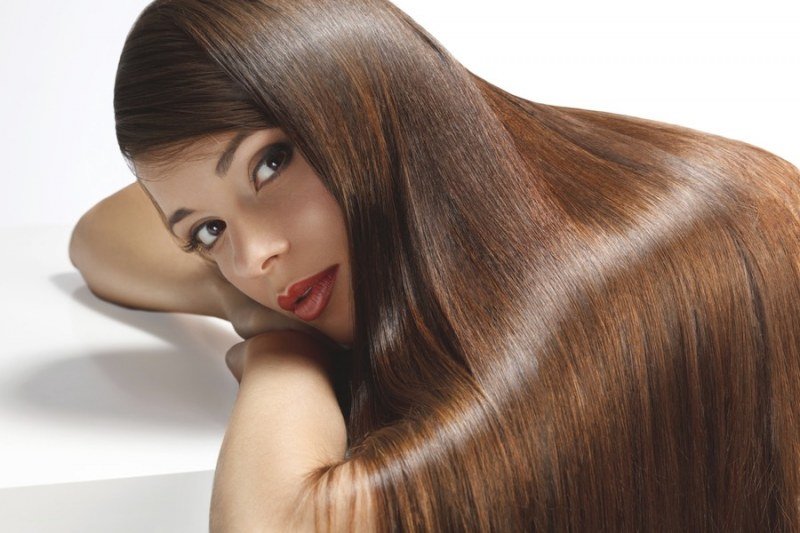 Скільки тримається ламінування волосся і як продовжити його дію?