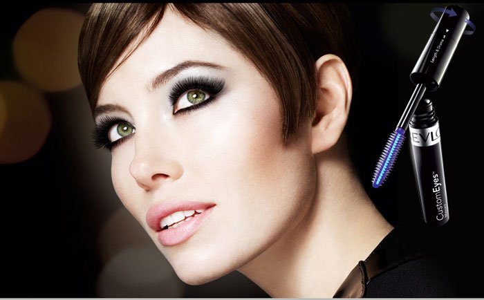 Як зробити яскравий макіяж для зелених очей? Секрети створення чарівного образу