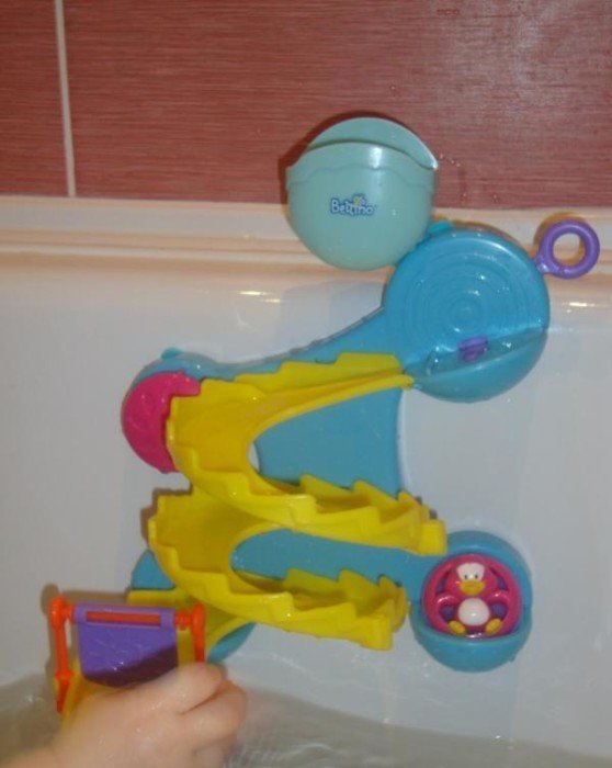 Які іграшки потрібні дитині в ванну? Де їх зберігати? Огляд популярних іграшок.