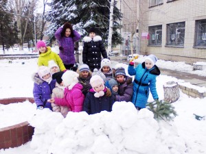 Зимові ігри на свіжому повітрі для дітей і дорослих