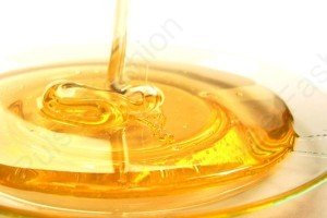 Маски з меду для пружності, зростання і поліпшення форми грудей