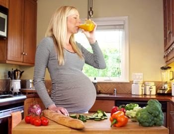 Ризики, повязані з голодуванням під час вагітності
