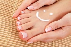 11 спосіб домашнього лікування грибка на нігтях!