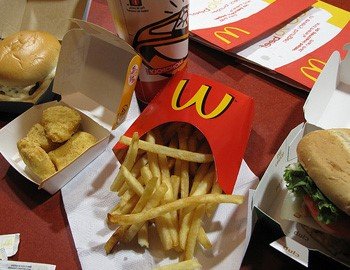 Лабораторні тести: mcdonalds за 10 днів «спустошує» кишечник від бактерій