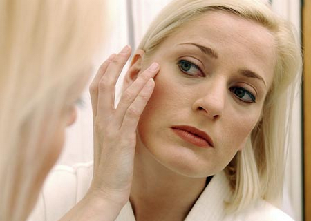 Як видалити шрам на обличчі або зробити рубець менш помітним