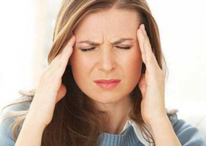 Чому виникають болі в голові при кашлі?