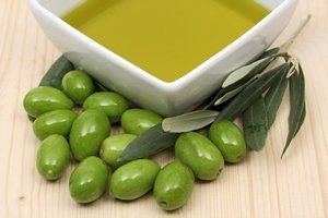 Користь від застосування оливкової олії натще