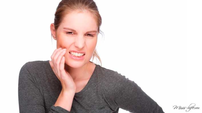 Як позбутися від зубного болю в домашніх умовах