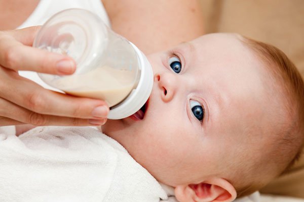 Користь молочних сумішей для дітей