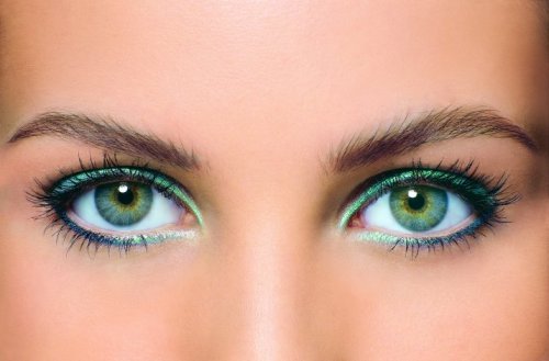 Створення красивого дневнго макіяжу для зелених очей
