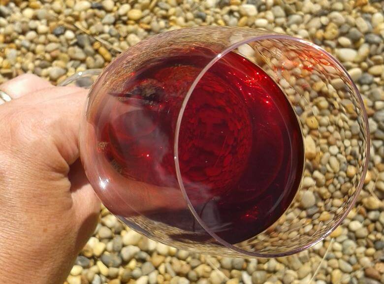 Домашнє вино з вишні – рецепти всіх сортів