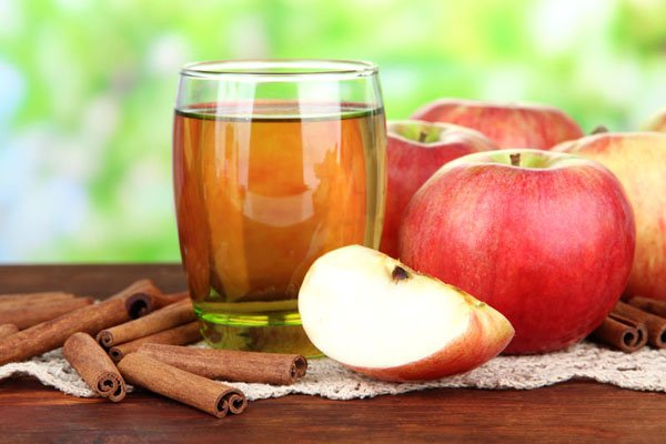 Яблучний оцет в домашніх умовах: 3 найкращі рецепти