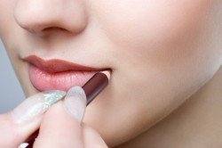 Вибір і використання олівця для губ