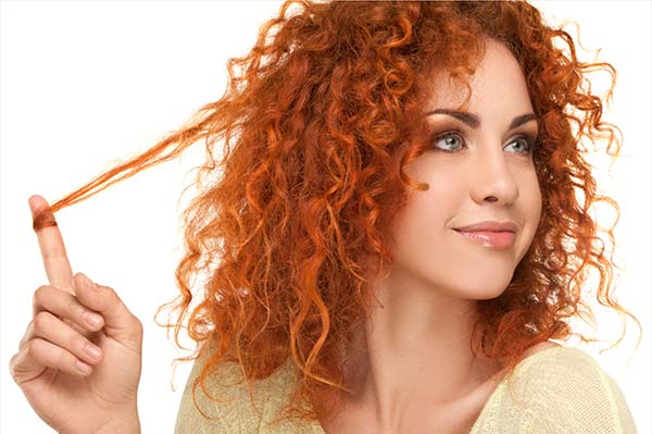 Як правильно доглядати за кучерявим волоссям