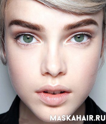 Як зробити покроково макіяж для зелених очей? Фото і відео