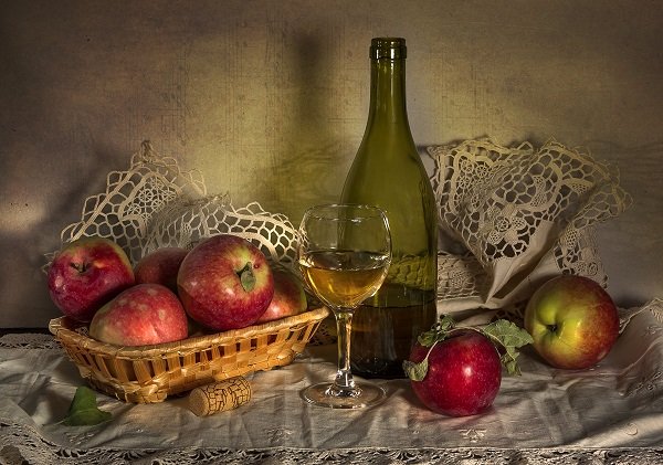 Як зробити яблучне вино в домашніх умовах?