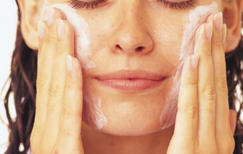 Секрети очищення обличчя в домашніх умовах